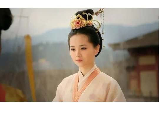 陆贞传奇玲珑第几集死的