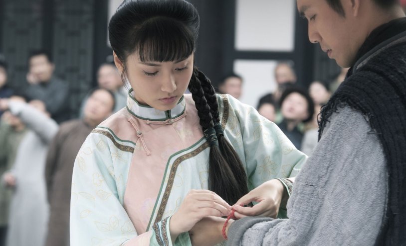 有部电视剧女主角叫镜心的