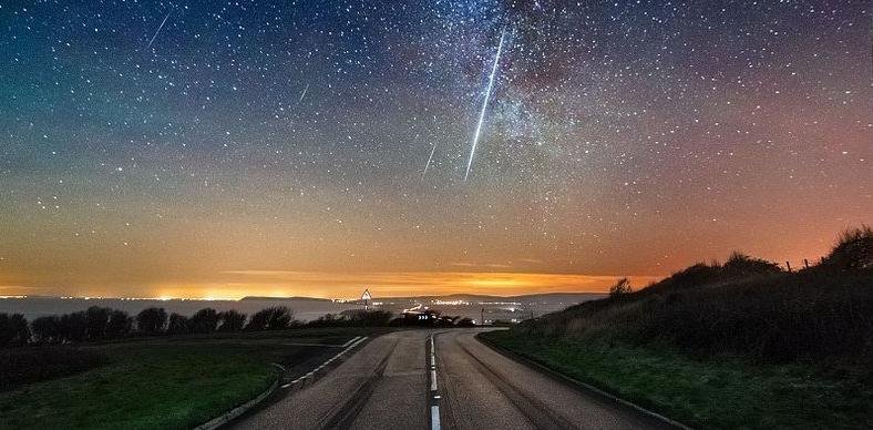 历史上著名的流星雨有哪些?流星雨是怎样形成的?