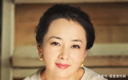 她是张默的亲妈,张国立的原配,离婚31年后依旧单身,你知道她是谁吗?