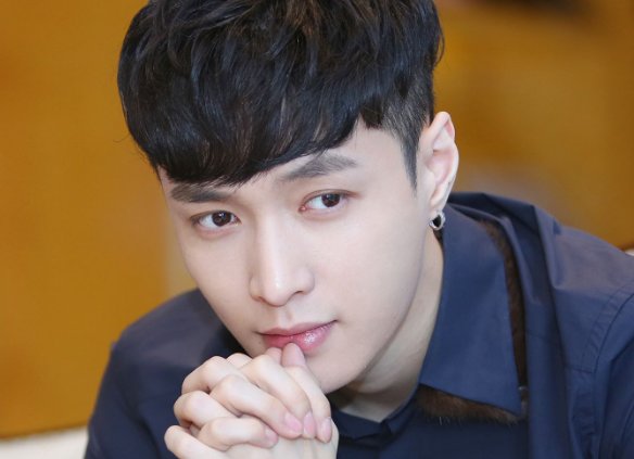 成龙怒斥影视圈乱象,直言:看你几时完!他说的到底是谁呢?