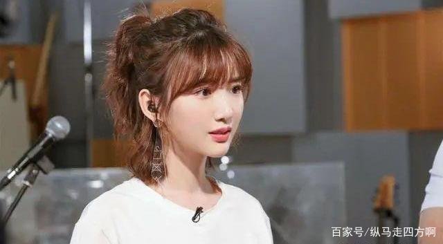 3年前,要5000万赡养费,扬言和毛晓彤下地狱的生父,如今怎样了?