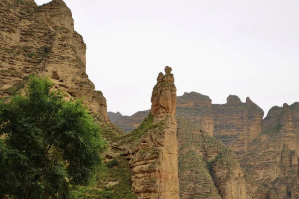 积石山县属于哪个市