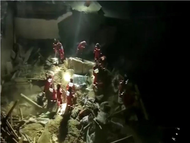 甘肃积石山县发生6.2级地震 已致111人遇难/救援正在进行