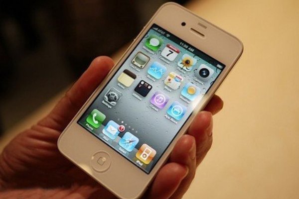 苹果4的手机屏幕是多大