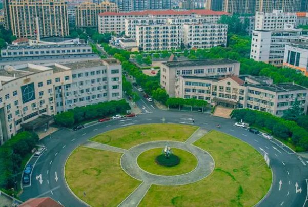 湖州学院学费2023