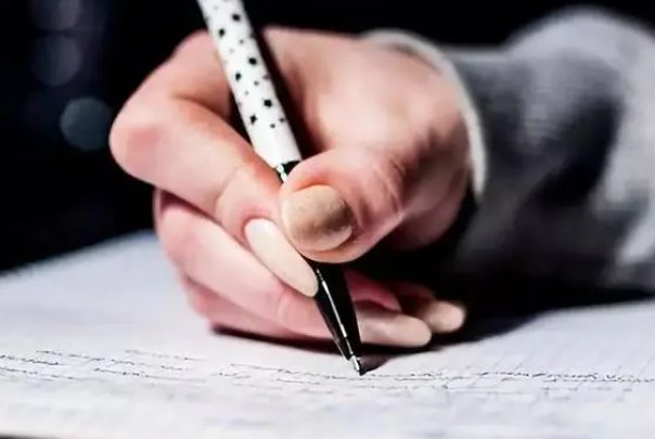 不满是向上的车轮，是什么意思？