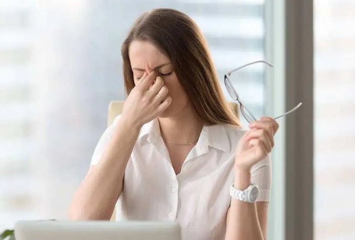 疲惫不堪的拼音和意思