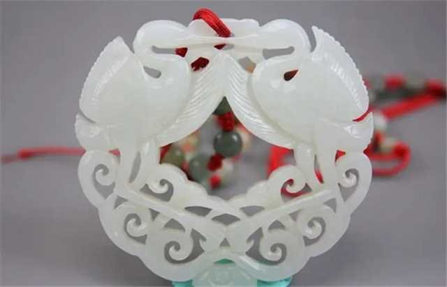 皇打一成语谜底是