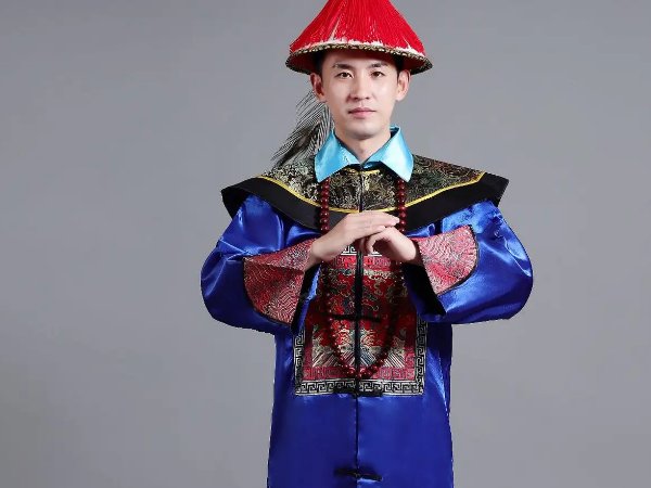 左大臣和大臣是什么关系