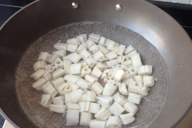 酸辣藕丁的做法