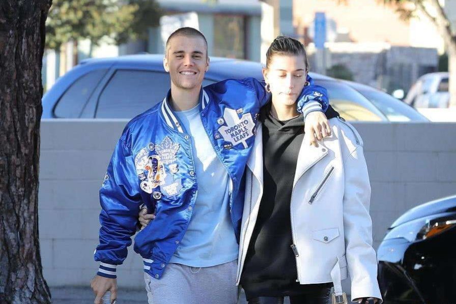 少年成名的贾斯汀比伯，是如何越走越黑的？