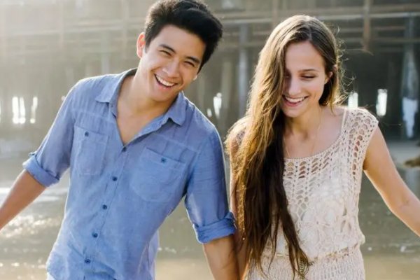 凡人百年爱是秩序外的一瞬间是什么意思