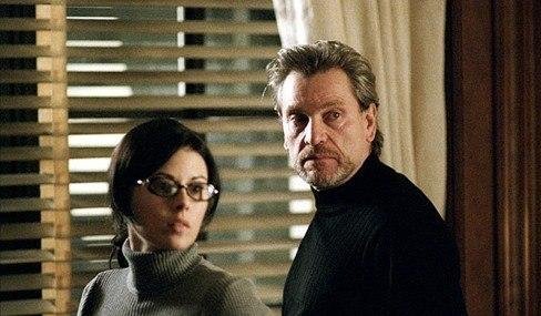 墓地狂舞的主演简介：