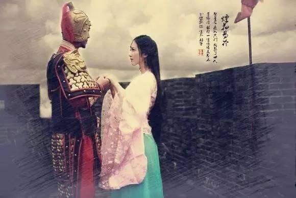 烟花易冷这首歌讲述的是一个什么故事。