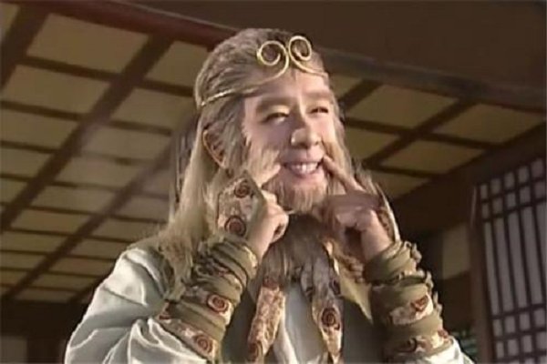 云海翻腾孙悟空，通臂猿猴练成谛听脚，黄眉怪发现了他什么致命缺点？