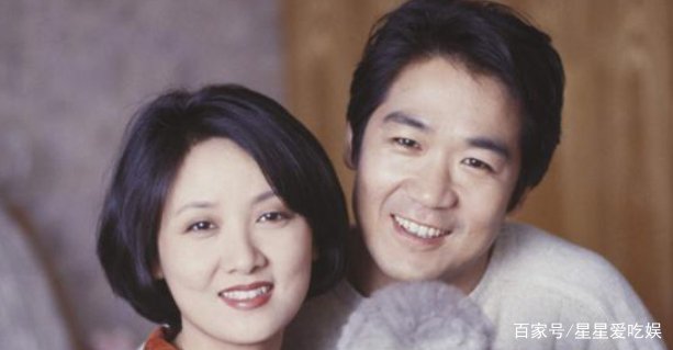 她是张默的亲妈,张国立的原配,离婚31年后依旧单身,你知道她是谁吗?