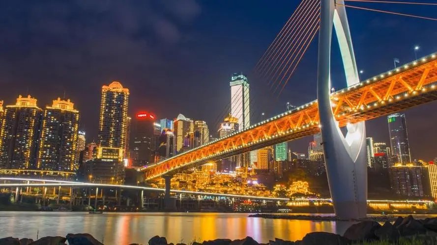 重庆出现刺鼻异味的原因找到了，后续问题将会如何解决？