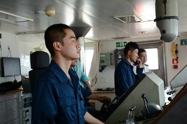 怎样才能考船员证？