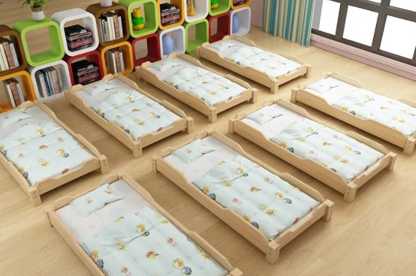 幼儿园午睡床尺寸