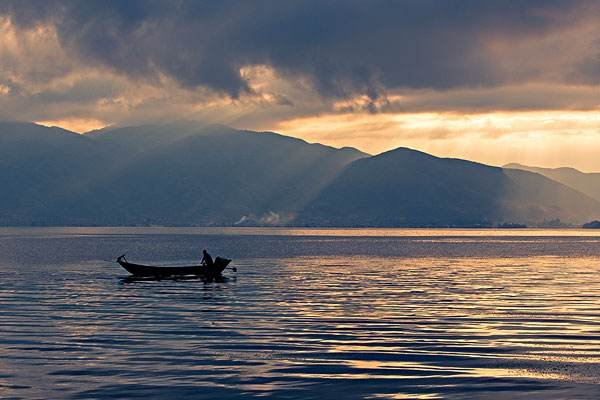 走月亮是什么意思