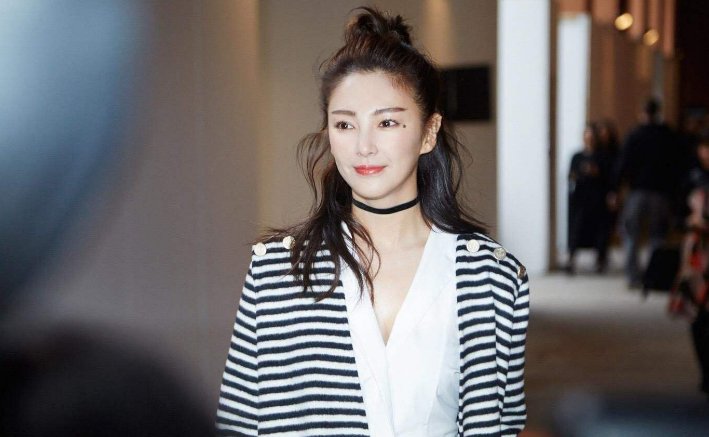 林允为周星驰庆生，除了她，你还知道哪些“星女郎”？