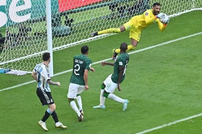 阿根廷3粒进球因越位被取消，沙特门将封神！这位门将水平如何？