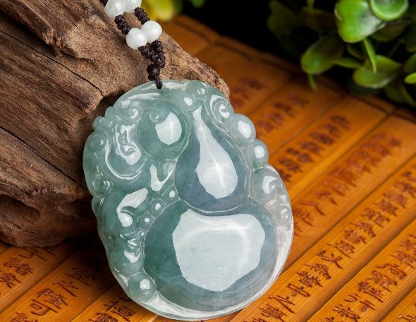 网购首饰遇假货，主播称假一赔命。这是怎么一回事？