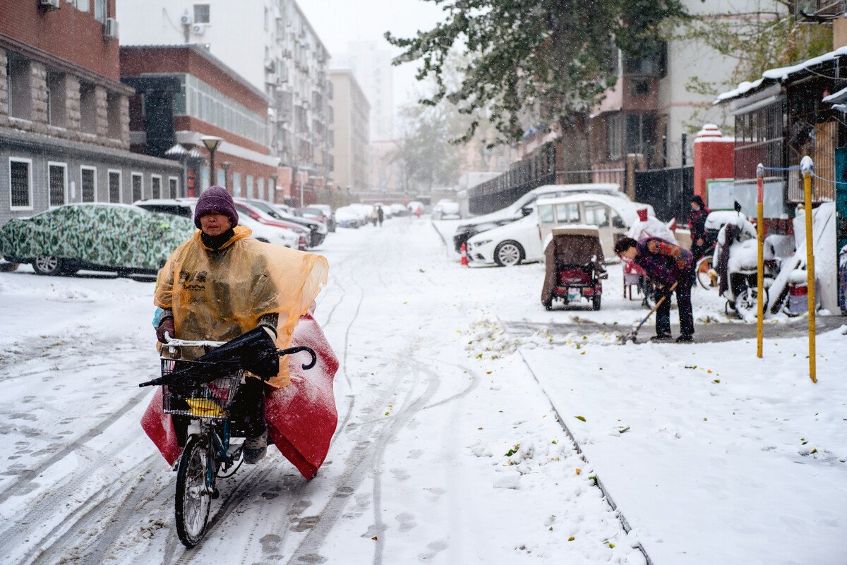 初雪就下成大到暴雪，北京今冬降雪为何来得如此猛烈？