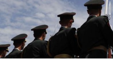 湖北网红小伙加入海军陆战队,你如何看待他的选择?