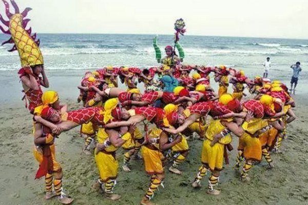 重庆鱼跃龙门属于什么舞蹈