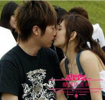 阿信为什么和他的女助理分手？