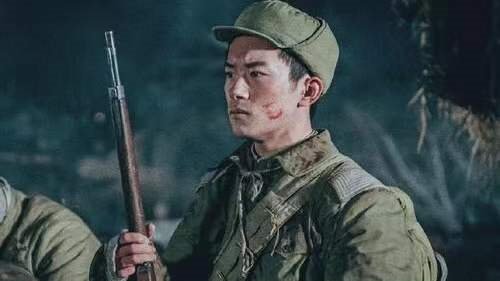 《长津湖之水门桥》有三个导演怎么平衡拍摄角度？