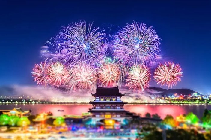 2023年橘子洲头放烟花的时间表