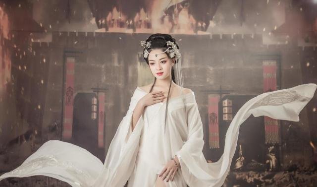 名伎李师师做了什么？为何说她是一个比男人更有气节的女人？