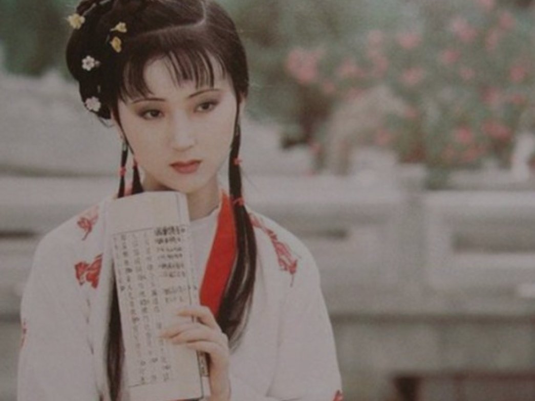 湖南长沙男子蜗居出租屋21年复原《红楼梦》，男子为何这么做？