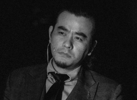 男演员被控性骚扰、酒后拉21岁女生上车！事情的真相究竟是什么？