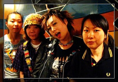 挂在盒子上的乐队历史事件表