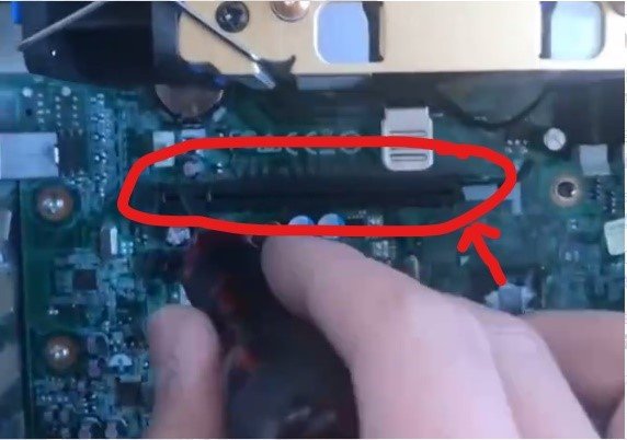 御轩X3电脑机箱怎么装显卡?