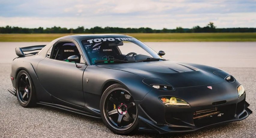 头文字D里凉介的FC和启介的FD各是什么车