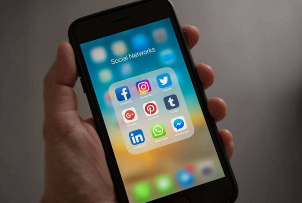 苹果iOS 13.2.2系统更新好吗 苹果x 有没有坏处 更新的朋友 给点意见？