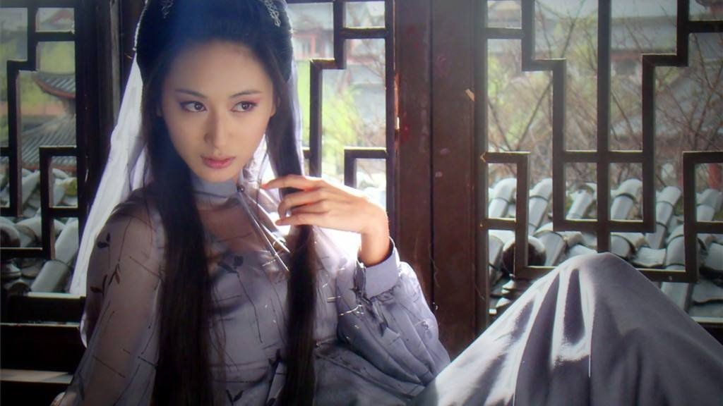 《上错花轿嫁对郎》中的李琳古装扮相那么美,现在和谁结婚了?