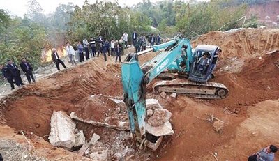 三名男子盗挖土龙骨被埋身亡,土龙骨到底是一种什么东西?