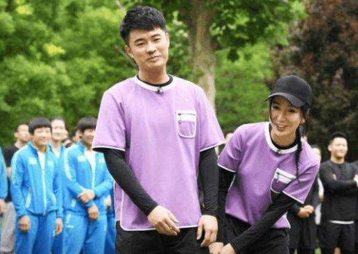 爱情公寓上跑男是哪一期