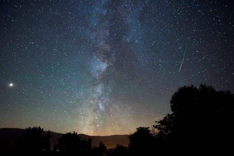 金火土3颗行星与残月,再次“同框”出现,你见过最美的天象是什么?