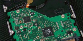 用鲁大师检测到硬盘故障（c7）Ultra DMA CRC错误计数，请问这是什么问题 应该怎么修复，