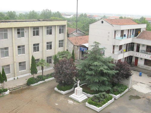 灵山县第二中学分数线