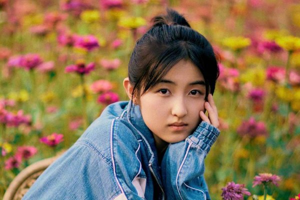 张子枫私家车开进考场，高考考试路段私家车可以经过吗?