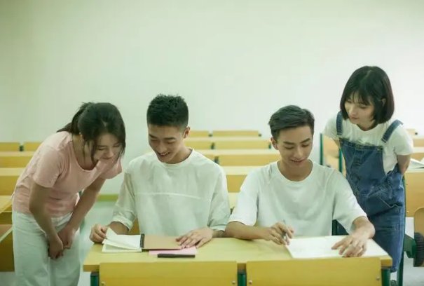 给我一个什么就够了作文800字