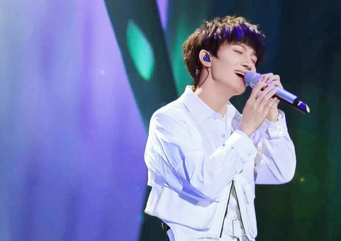 你看那盛开的花来自期盼的种子歌词